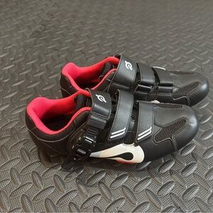 Peloton Cycling 37 Brand New